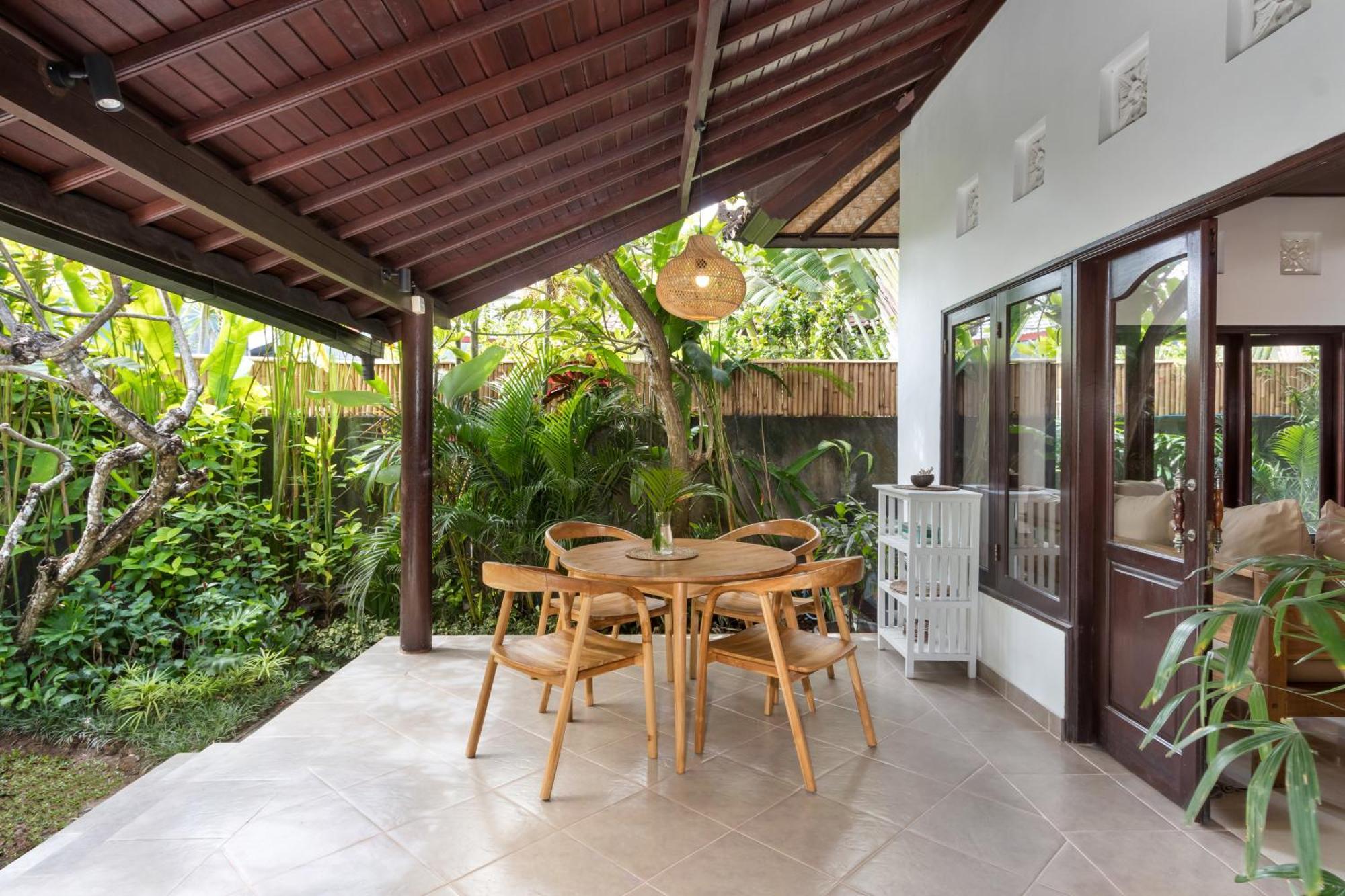 Twist And Shout Villa Seminyak Exteriör bild